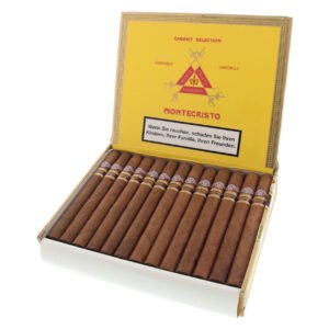 MONTECRISTO CHURCHILLS AÑEJADOS CIGAR